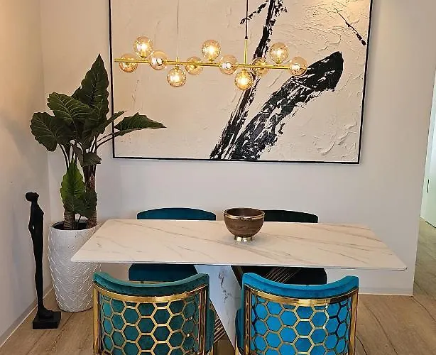Luxus Neubau 65M² City Wohnung: R